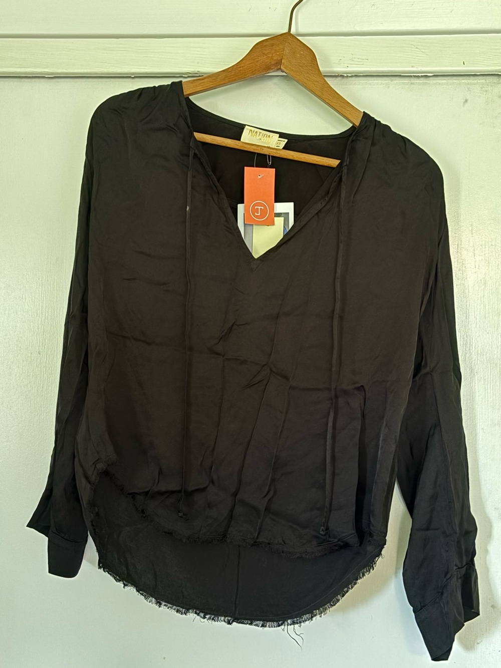 Nation LTD Black V-Neck Raw Hem Blouse – NWT Size XS
